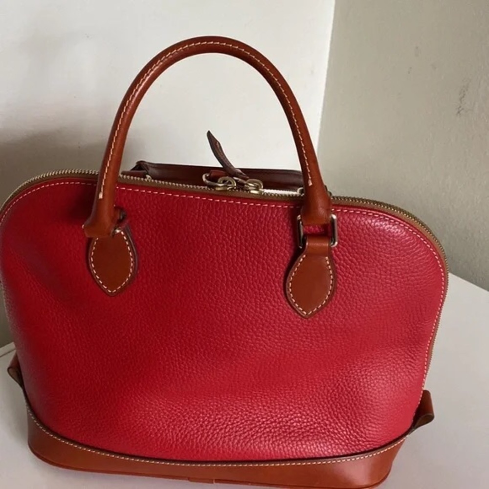New Dooney & Bourke Pebbled Leather Purse - Picture 3 of 9
